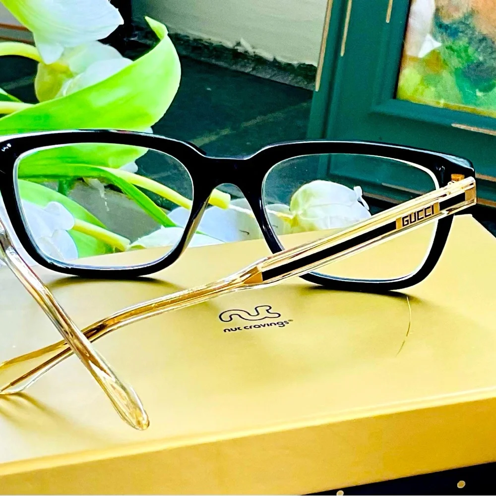 GUCCI READING GLASSES - Picture 2 of 13